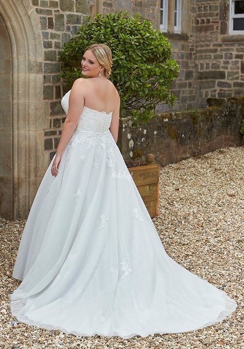 Winona Wedding Dress from Romantica - hitched.co.uk