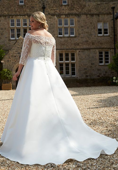 Dionne Wedding Dress from Romantica - hitched.co.uk