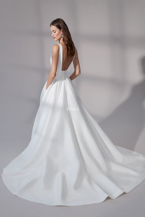 CHARLESTON Wedding Dress from Justin Alexander Signature - hitched.co.uk
