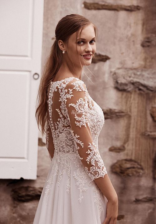 44266 Wedding Dress from Sincerity Bridal - hitched.co.uk