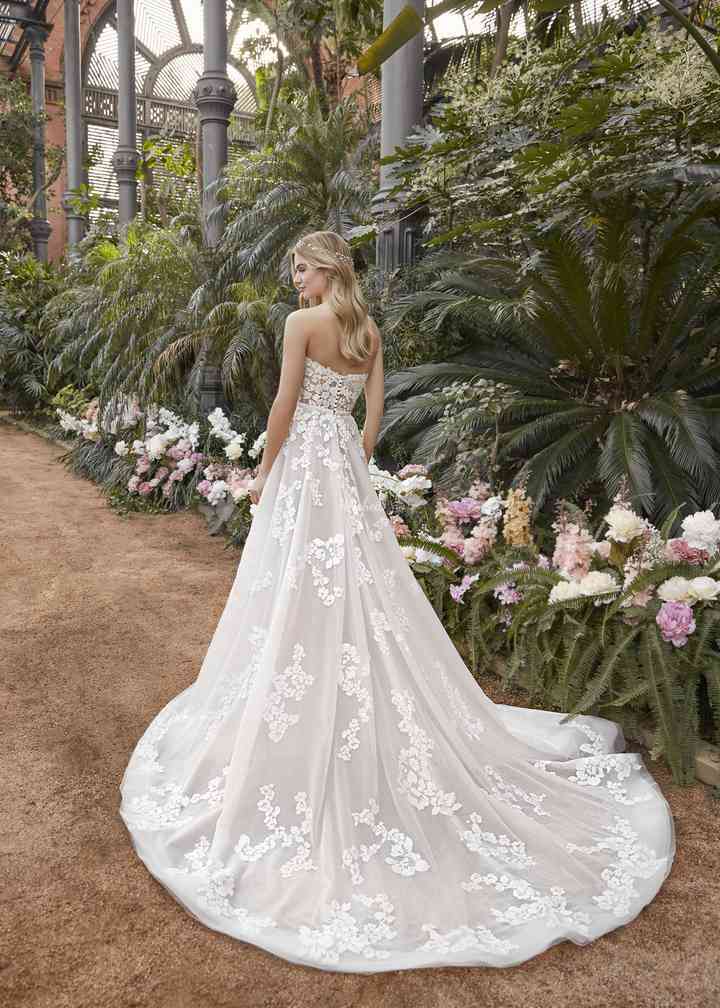 lilium wedding dress