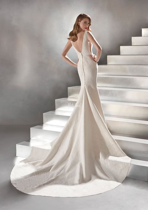 RACIMO, Atelier Pronovias