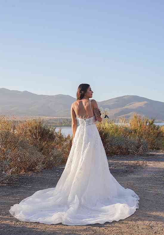 Stella york store beach wedding dress