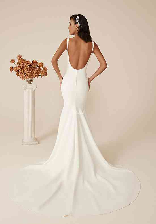 Dillon Wedding Dress from Justin Alexander hitched