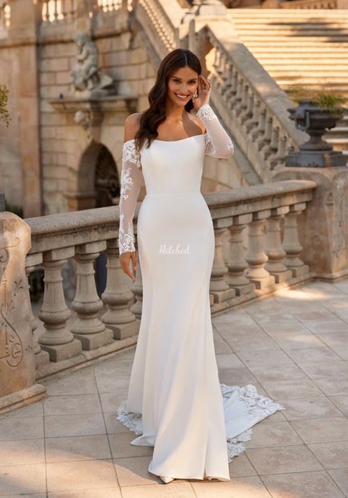 J6871, Moonlight Bridal