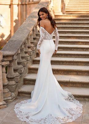 J6871, Moonlight Bridal