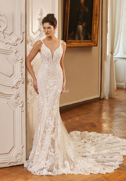 Val Stefani - TIFFANY Wedding Dress from Moonlight Bridal - hitched.co.uk