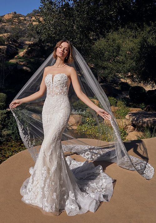 Style 2520 Hattie, Casablanca Bridal