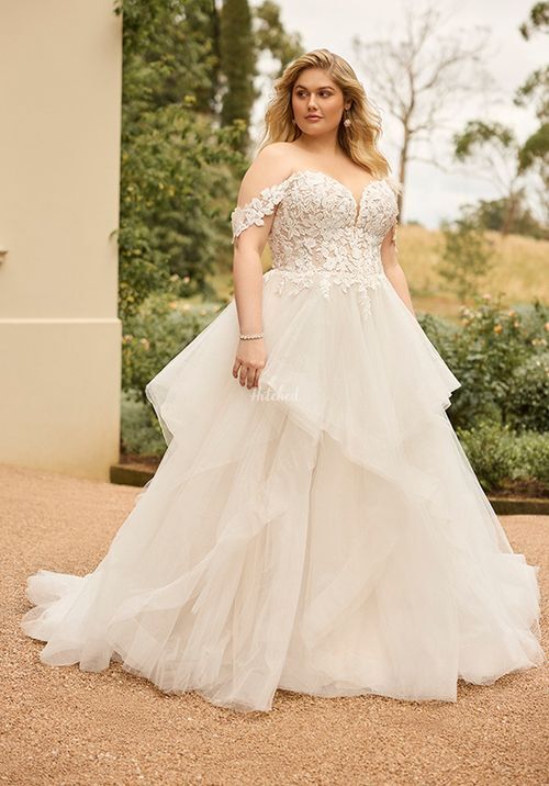 TILLY | STYLE Y3131 PLUS, Sophia Tolli