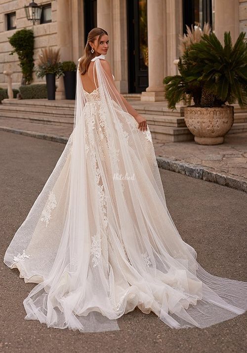 J6913, Moonlight Bridal