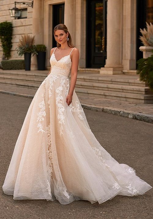 J6913, Moonlight Bridal