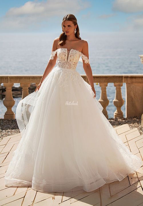 J6915, Moonlight Bridal