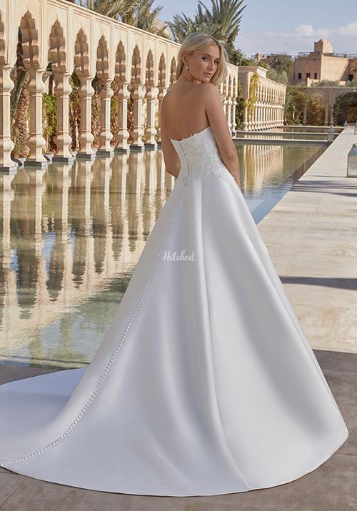 44421, Sincerity Bridal