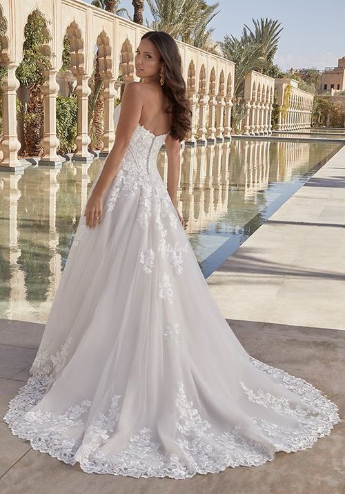 44427, Sincerity Bridal