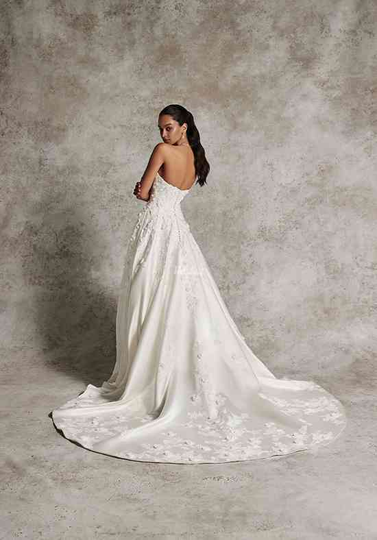 Amani Wedding Dress from Justin Alexander Signature hitched