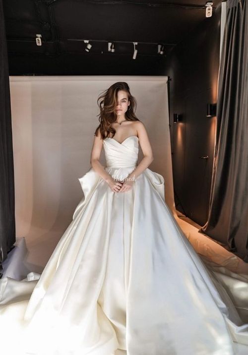 Classic Mikado Wedding Dress Gloria with Huge Bow, Olivia Bottega