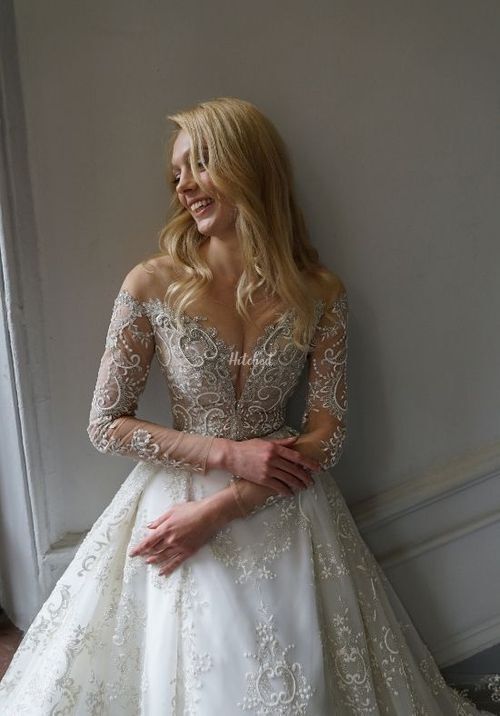 Sparkly Ball Gown Batist, Olivia Bottega