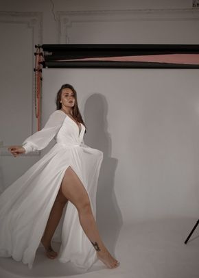 Wedding Dress Assol With High Leg Slit, Olivia Bottega