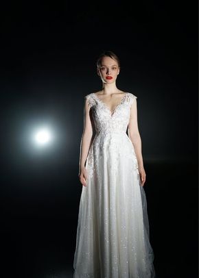 Light Ivory Lace Wedding Dress Enn, Olivia Bottega