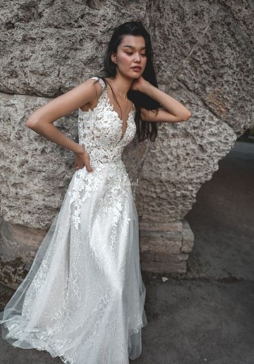 Light Ivory Lace Wedding Dress Enn, Olivia Bottega