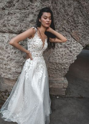 Light Ivory Lace Wedding Dress Enn, Olivia Bottega