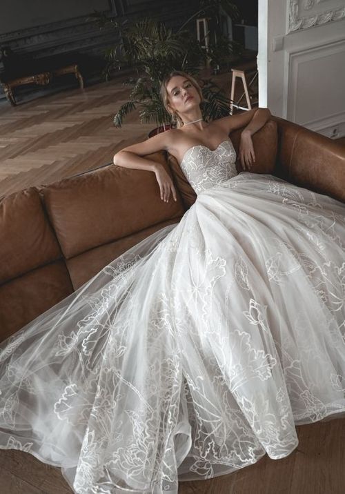Floral Lace Wedding Dress Blum, Olivia Bottega