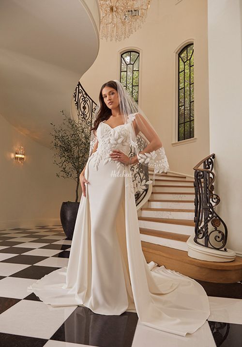 Tessa, Casablanca Bridal