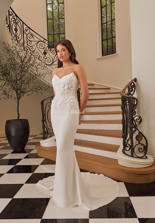 Tessa, Casablanca Bridal