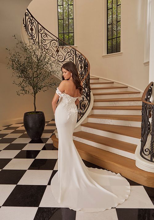 Tessa, Casablanca Bridal