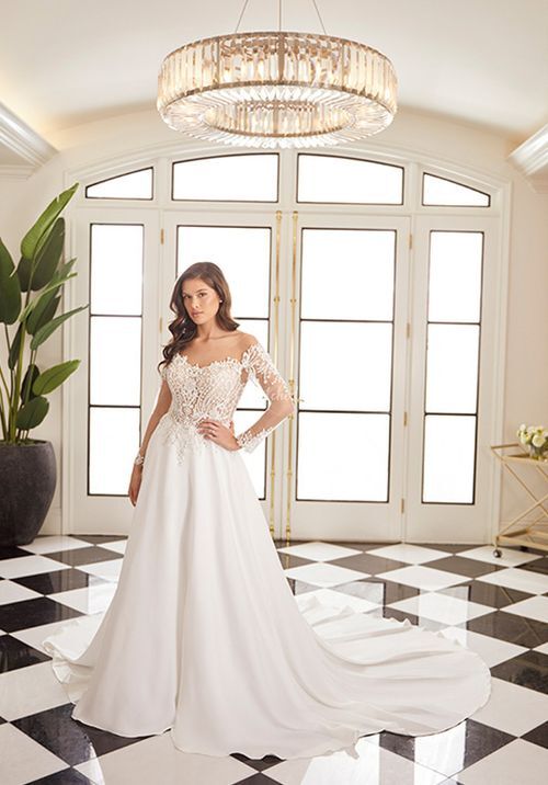 Margo, Casablanca Bridal