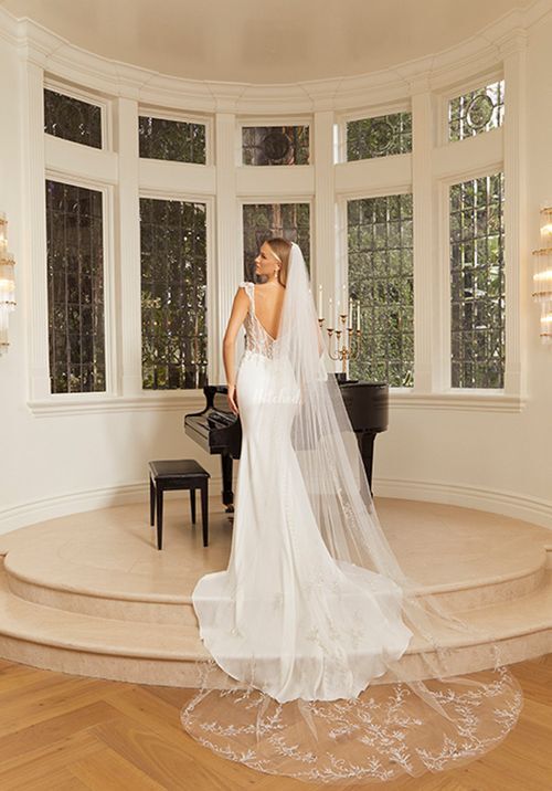 Duchess, Casablanca Bridal