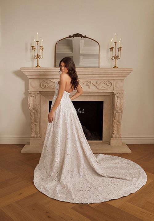 Holland, Casablanca Bridal