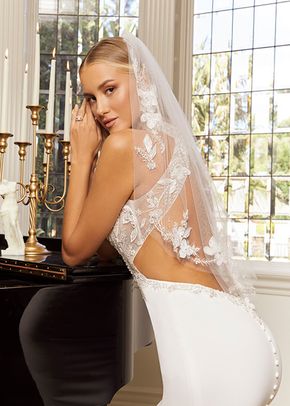 Giselle, Casablanca Bridal