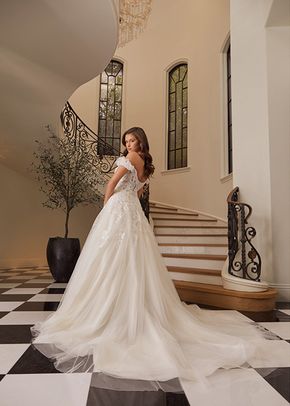 Corinne, Casablanca Bridal