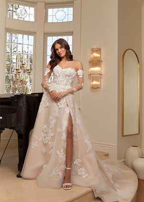 Maude, Casablanca Bridal