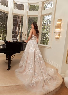 Maude, Casablanca Bridal