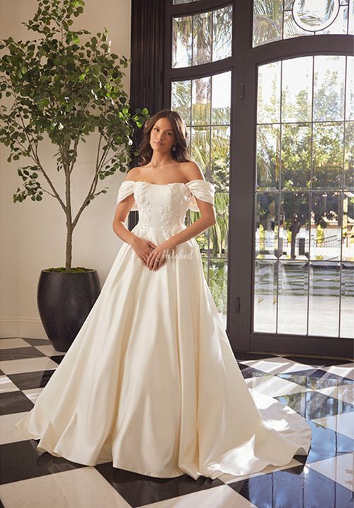 Addison, Casablanca Bridal