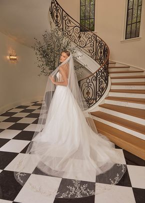 Melrose, Casablanca Bridal