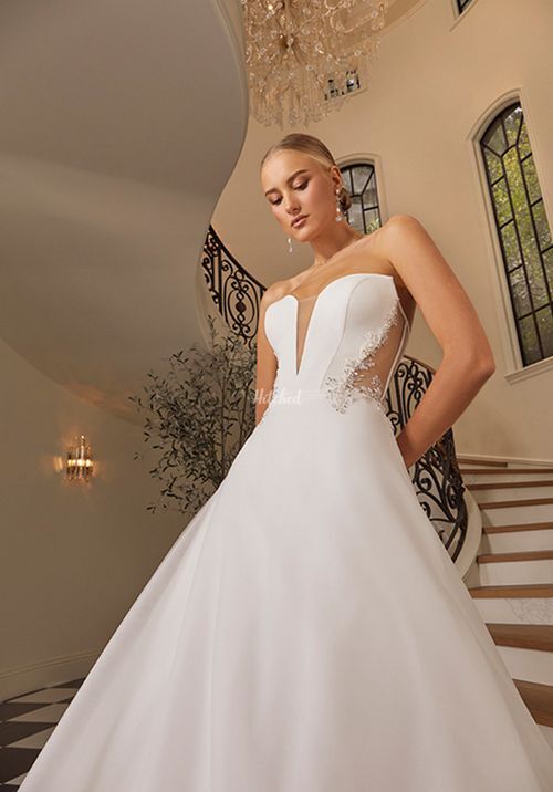 Melrose, Casablanca Bridal