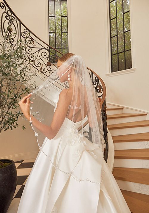 Lorelai, Casablanca Bridal