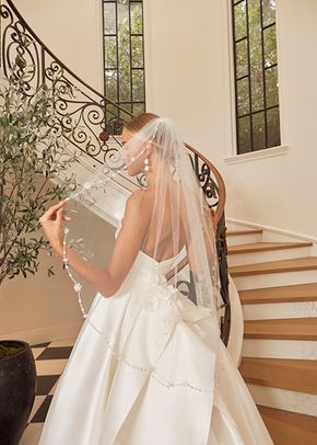 Lorelai, Casablanca Bridal