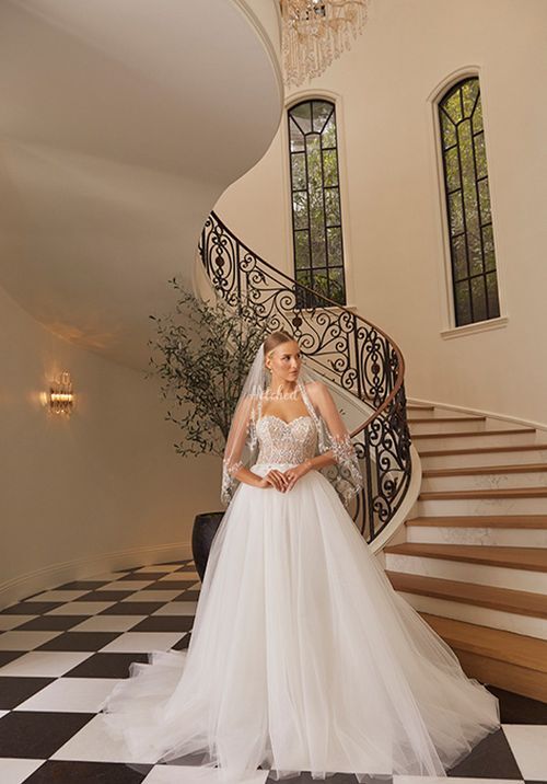 Audrey, Casablanca Bridal