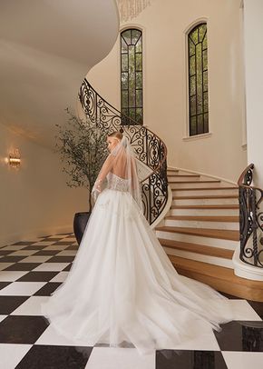 Audrey, Casablanca Bridal