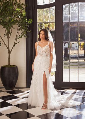 Brienne, Casablanca Bridal