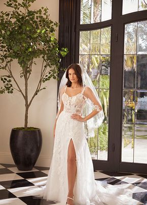 Brienne, Casablanca Bridal