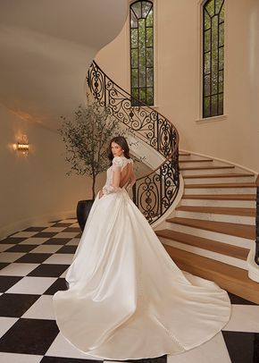 Nadine, Casablanca Bridal