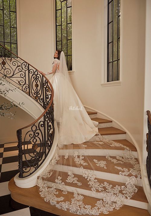 Nadine, Casablanca Bridal