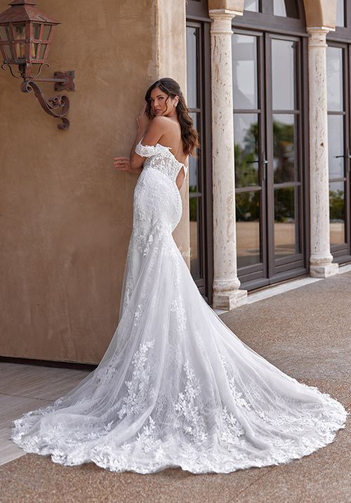 J6958, Moonlight Bridal