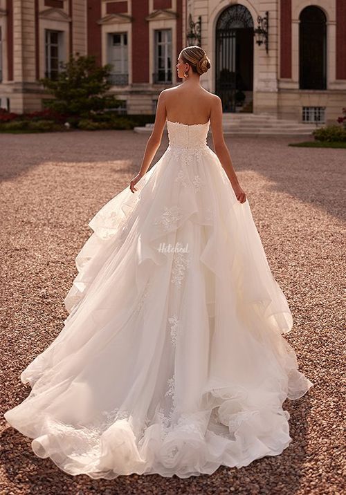 H1607, Moonlight Bridal