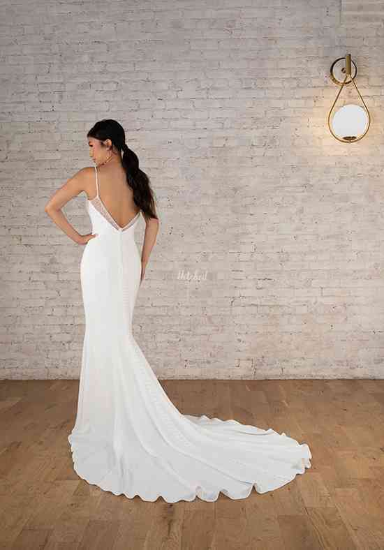 7831 Wedding Dress from Stella York - hitched.co.uk